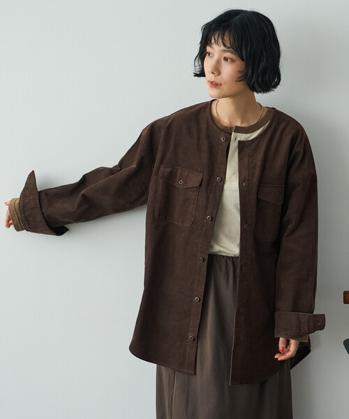 FREAK'S STORE(フリークスストア)の「RED KAP × FREAK'S STORE/レッドキャップ 別注 コーデュロイ CPOノーカラーシャツ(シャツ/ブラウス・レディース・ナチュラル/チャコールグレー/ブラウン・フリ-)」の3枚目の写真