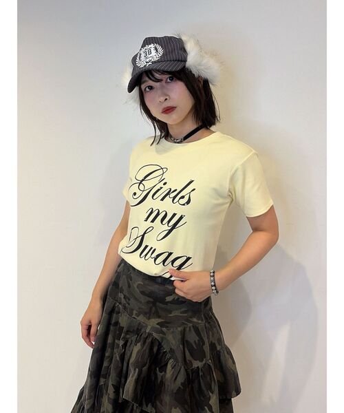 jouetie(ジュエティ)の「ロゴフィットTシャツ(Tシャツ/カットソー・レディース・ブラック/オフホワイト/イエロー・FREE)」の3枚目の写真