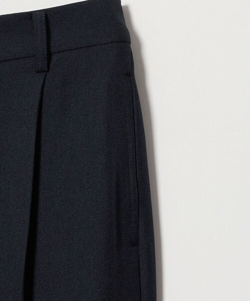 A DAY IN THE LIFE UNITED ARROWS(アデイインザライフユナイテッドアローズ)の「ウールライク タックワイドパンツ-ウォッシャブル- <A DAY IN THE LIFE>(その他パンツ・レディース・ダークグレー/ベージュ/ネイビー・M/S)」の14枚目の写真
