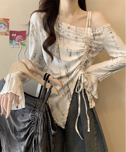 MAISON DE THERESE(メゾン ド テレーズ)の「ワンオフショルダーギャザーリボン長袖 T シャツ(シャツ/ブラウス・レディース・アイボリー/Black/GRAY・M)」の2枚目の写真