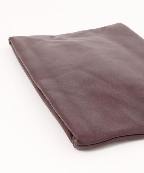 ALLSAINTS（オールセインツ）の「BETTINA CLUTCH（クラッチバッグ・レディース・レッド系その他・ONE SIZE）」の9枚目の写真