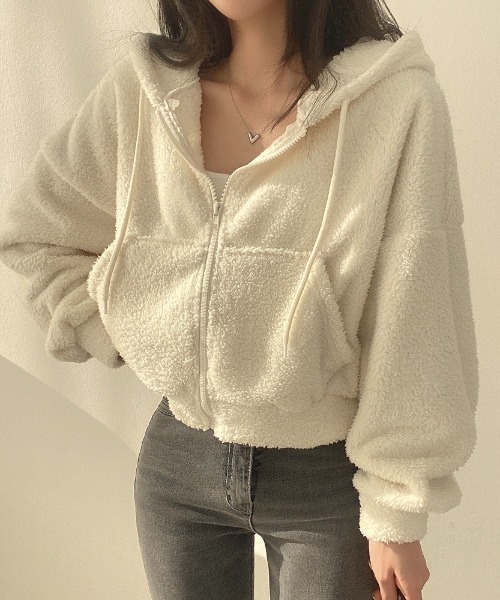 MELT（メルト）の「ボリュームスリーブショート丈ボアジップパーカー/秋服/冬服（パーカー・レディース・オフホワイト/ベージュ/ブラック/ピンク・FREE）」の7枚目の写真