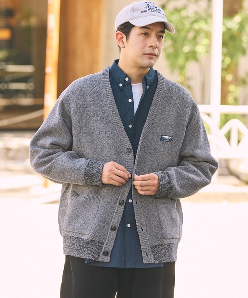 THE CRAFT CREW PRODUCTS(ザクラフトクループロダクツ)の「【MULTI FUNCTIONALシリーズ】配色モールヤーン ワイドシルエットカーディガン / アンチピリング・マシンウォッシャブル【THE CRAFT CREW PRODUCTS】(カーディガン/ボレロ・メンズ・ダークオリーブ/キャメル/ブラック/ダークブラウン/グレー/ネイビー・S/L/M)」の17枚目の写真
