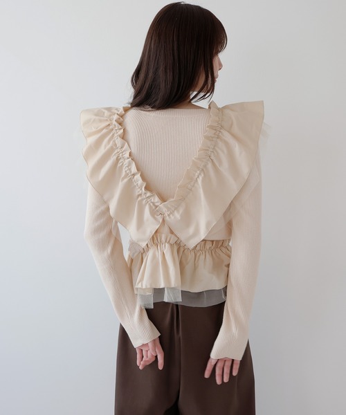 AMUU. PRECIEUSE(アムープレシューズ)の「3wayチュールフリルペプラムニット(ニット/セーター・レディース・チャコールグレー/ブラック/アイボリー/ブラウン・FREE)」の7枚目の写真