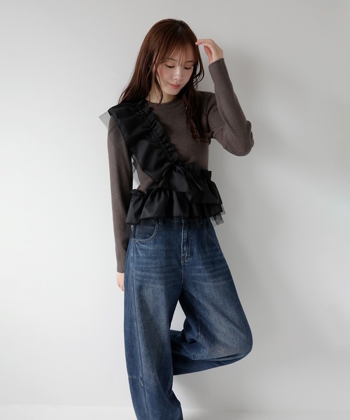 AMUU. PRECIEUSE(アムープレシューズ)の「3wayチュールフリルペプラムニット(ニット/セーター・レディース・チャコールグレー/ブラック/アイボリー/ブラウン・FREE)」の15枚目の写真