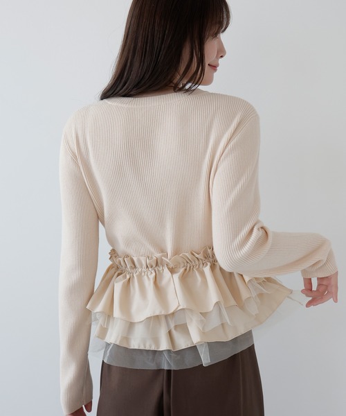 AMUU. PRECIEUSE(アムープレシューズ)の「3wayチュールフリルペプラムニット(ニット/セーター・レディース・チャコールグレー/ブラック/アイボリー/ブラウン・FREE)」の11枚目の写真