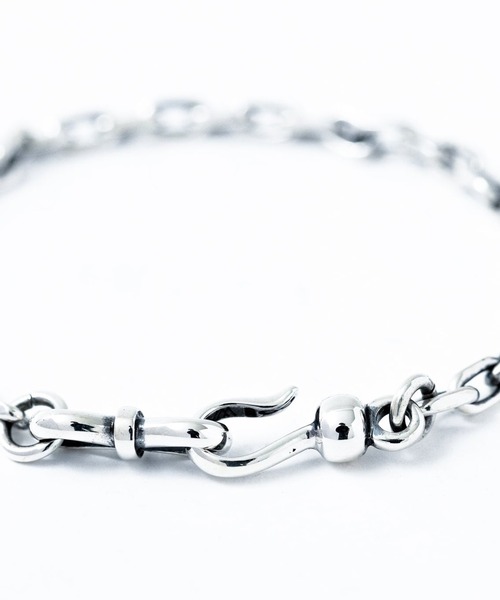 STUDIOUS(ステュディオス)の「【WAKAN SILVER SMITH】BN-062 Mebiusu hook bracelet (SS)(ネックレス・メンズ・シルバー・FREE)」の3枚目の写真