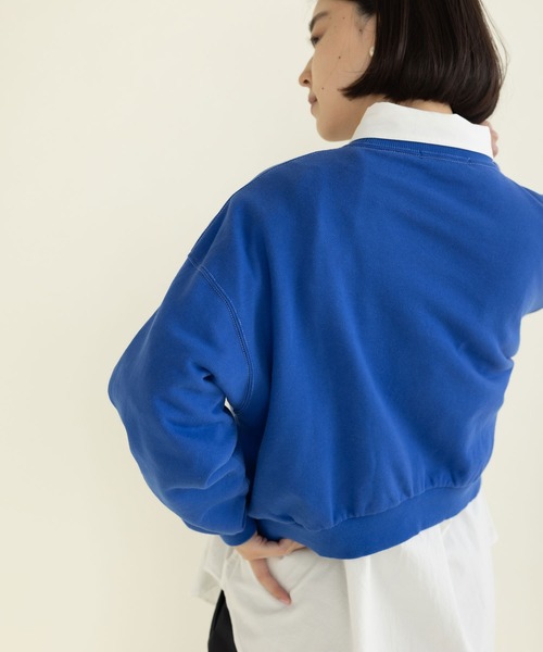 CHILD WOMAN(チャイルドウーマン)の「3 RUE DE LA POMMEショート丈スウェットプルオーバー(スウェット・レディース・ブルー/レッド/ネイビー/アイボリー・FREE)」の9枚目の写真