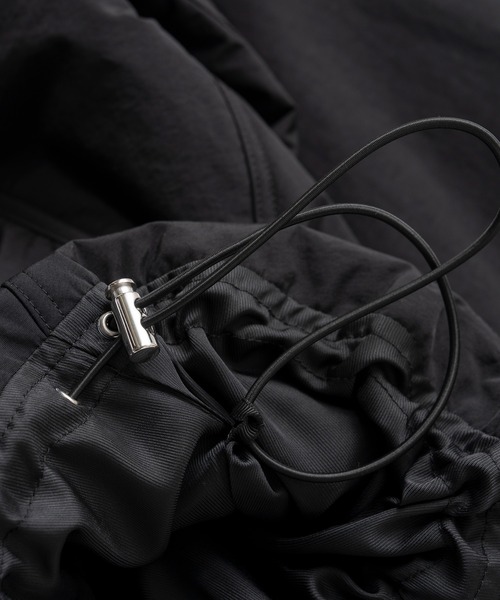PRANK PROJECT(プランクプロジェクト)の「【2026Winter Pre-Order】パデッドウィンドブレーカー / Padded Windbreaker(ナイロンジャケット・レディース・レッド/ベージュ/ブラック・FREE)」の21枚目の写真