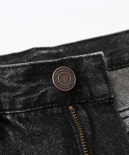 MARC JACOBS（マークジェイコブス）の「BLACK ACID WASH DENIM/レトロ 