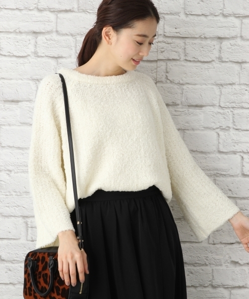 LEPSIM（レプシィム）の「3Gクルーネックフェザープルオーバー　742592（ニット/セーター・レディース・オフホワイト/グリーン/ネイビー・FREE）」の2枚目の写真