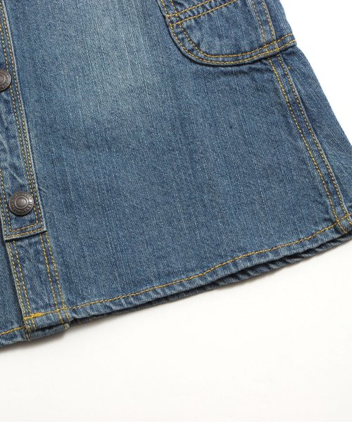 BREEZE（ブリーズ）の「デニムシャツワンピ（シャツワンピース・キッズ・サックスブルー/ネイビー/ストライプ・80/140/100/120/95/110/130/90）」の8枚目の写真