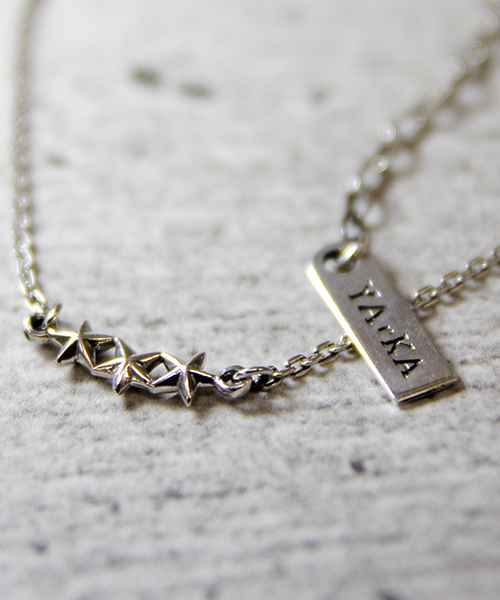 YArKA（ヤーカ）の「【YArKA/ヤーカ】silver925 star jewelry collecttion　3star simple necklace [chast4]/スタージュエリーコレクション 3スターシンプルネックレス（ネックレス・メンズ・シルバー/ブラック/ゴールド・FREE）」の11枚目の写真