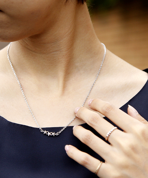 YArKA（ヤーカ）の「【YArKA/ヤーカ】silver925 star jewelry collecttion　3star simple necklace [chast4]/スタージュエリーコレクション 3スターシンプルネックレス（ネックレス・メンズ・シルバー/ブラック/ゴールド・FREE）」の15枚目の写真