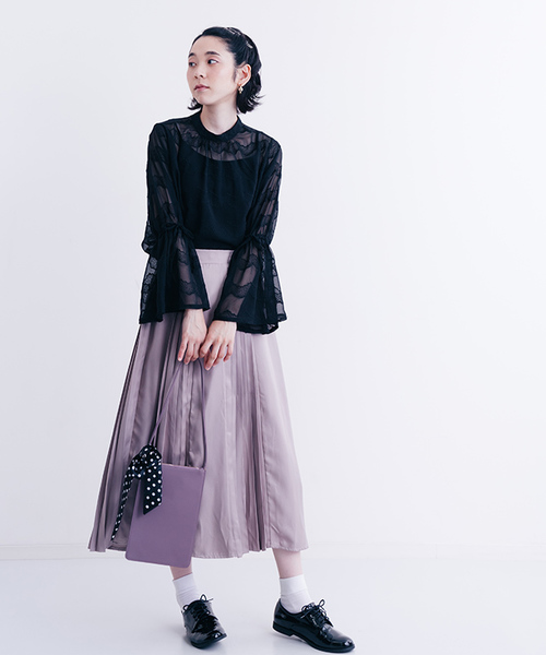 merlot plus(メルロープリュス)の「スカラップ刺繍レースキャンディスリーブブラウス2363(シャツ/ブラウス・レディース・ブラック/ホワイト・FREE)」の11枚目の写真