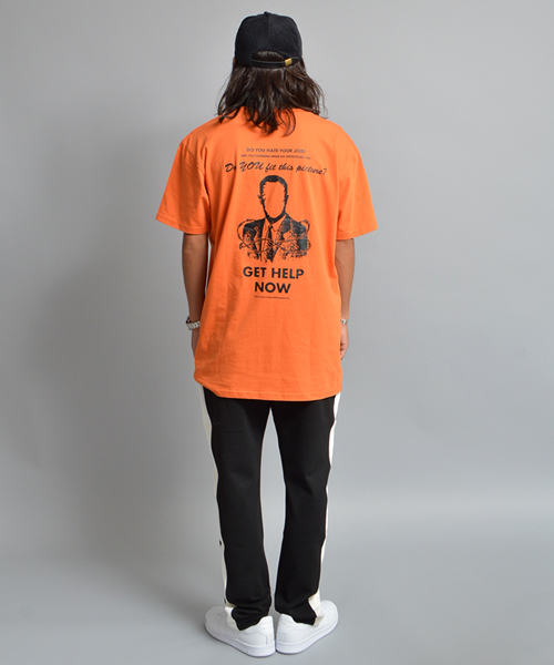 JUNGLES(ジャングルス)の「JUNGLES/ジャングルス GET HELP NOW S/S TEE(Tシャツ/カットソー・メンズ・オレンジ/ブラック・S/L/M/XL)」の4枚目の写真