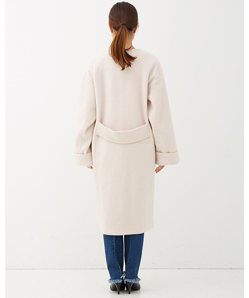 IEDIT（イディット）の「大人ピンクがコーデを格上げするフェミニンロングコート（その他アウター・レディース・ピンク・LARGE/MEDIUM/SMALL/X-LARGE/XX-LARGE）」の7枚目の写真