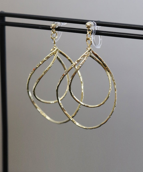 樹脂ピアスmisa★様 FOUR RAYED FLOWER PIERCED EARRINGS(2JP1064)K10 ピアス