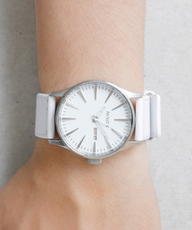 NIXON | THE SENTRY LEATHER(アナログ腕時計)