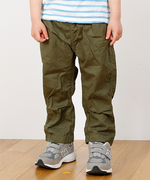 こども ビームス(コドモビームス)の「◎◎こども ビームス / コットンツイル 7分丈パンツ (90~140cm)(チノパンツ・キッズ・ベージュ/オリーブ/ブラック・90t/100/110/120/130/140)」の3枚目の写真