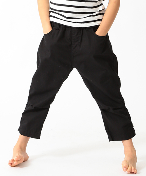 こども ビームス(コドモビームス)の「◎◎こども ビームス / コットンツイル 7分丈パンツ (90~140cm)(チノパンツ・キッズ・ベージュ/オリーブ/ブラック・90t/100/110/120/130/140)」の1枚目の写真