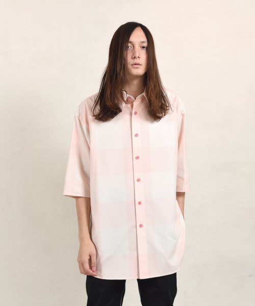 MILKBOY(ミルクボーイ)の「GINGHAM シャツ(シャツ/ブラウス・メンズ・ホワイト×ブラック/ホワイト×ピンク・FREE)」の2枚目の写真