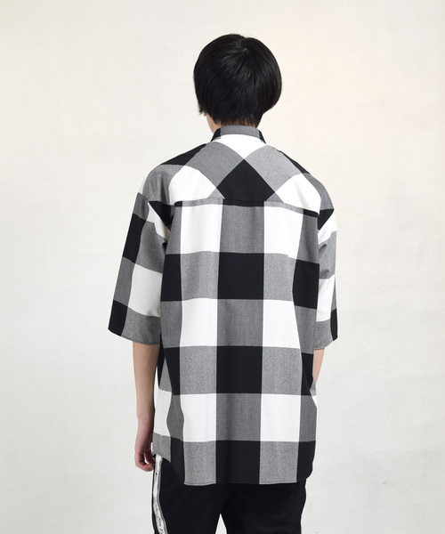 MILKBOY(ミルクボーイ)の「GINGHAM シャツ(シャツ/ブラウス・メンズ・ホワイト×ブラック/ホワイト×ピンク・FREE)」の3枚目の写真