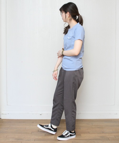 EEL（イール）の「EEL / イール 別注 陶器ボタンのポケＴ　ポケットTシャツ（Tシャツ/カットソー・メンズ・ホワイト/グレー/サックスブルー・M/L/XL/XS）」の18枚目の写真