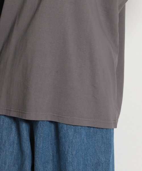niko and...(ニコアンド)の「USAコットンハイネック長袖プルオーバー(Tシャツ/カットソー・レディース・ベージュ/オフホワイト/ダークグレー/オレンジ・MEDIUM/LARGE)」の13枚目の写真