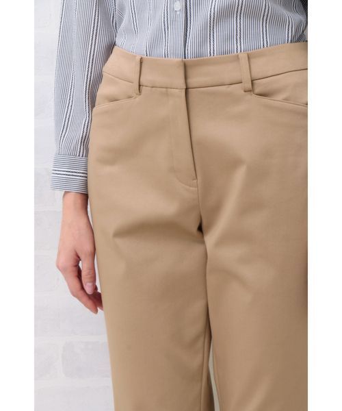 NATURAL BEAUTY BASIC（ナチュラルビューティーベーシック）の「ストレッチサテンパンツ（その他パンツ・レディース・ベージュ/オフホワイト・SMALL/MEDIUM/LARGE/X-SMALL）」の13枚目の写真