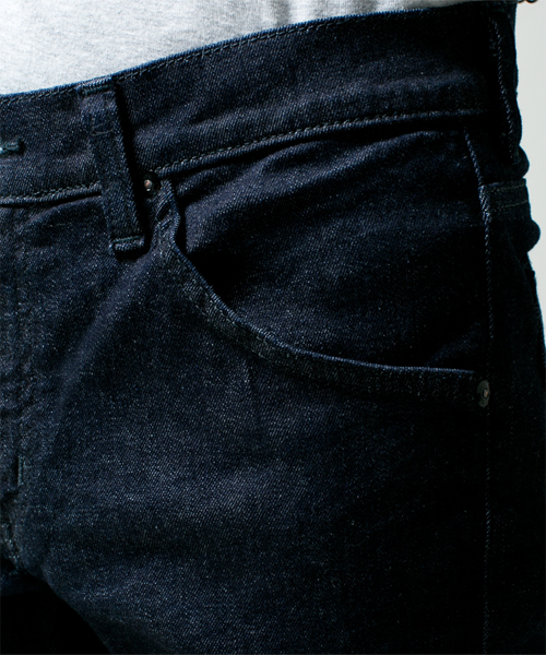 NANO universe（ナノユニバース）の「Lee（リー）/ 別注ストレッチSKINNY（デニムパンツ・メンズ・ホワイト/ブラック/グレー/インディゴブルー/ブルー・SMALL/MEDIUM/LARGE）」の6枚目の写真