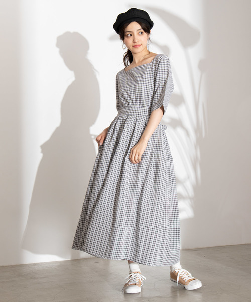 WEGO(ウィゴー)の「WEGO/バックオープンチェックロングワンピース(ワンピース・レディース・ブラック系その他2/ベージュ系その他2・FREE)」の7枚目の写真