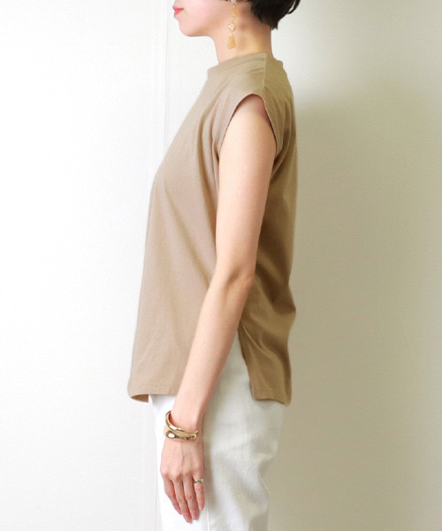 RANDA(ランダ)の「フレンチスリーブカットソー(Tシャツ/カットソー・レディース・ベージュ/ホワイト・FREE)」の3枚目の写真