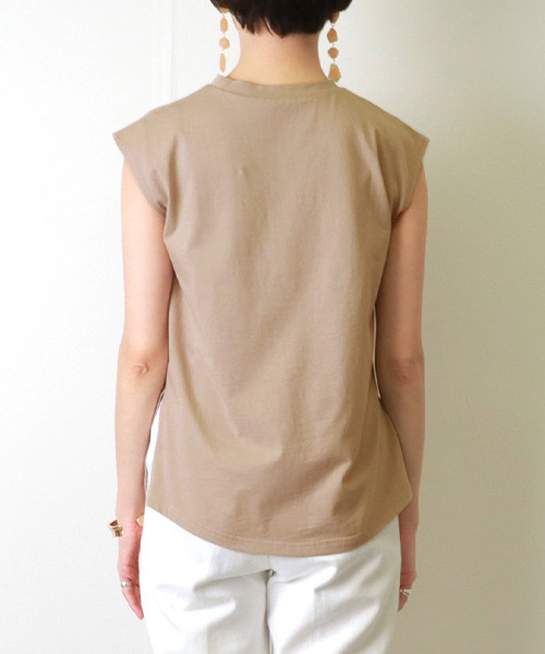 RANDA(ランダ)の「フレンチスリーブカットソー(Tシャツ/カットソー・レディース・ベージュ/ホワイト・FREE)」の4枚目の写真