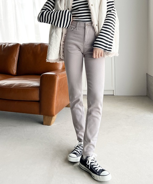 classicalelf(クラシカルエルフ)の「スーパーストレッチスキニー無地レギュラーデニム&チノパンツ(フルレングス)(デニムパンツ・レディース・インディゴブルー/ブラック/オフホワイト/ライトグレー/ライトブルー/ブラウン/ブラック系その他/ワンウォッシュ・LARGE/MEDIUM/SMALL/X-LARGE/XX-LARGE)」の18枚目の写真