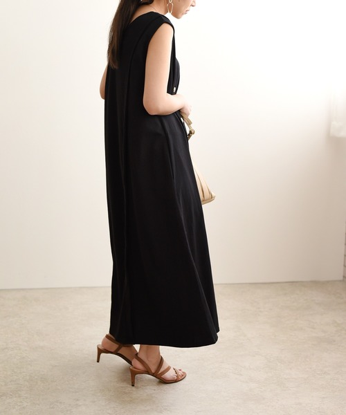 LHELBIE（レルビエ）の「アシメボタンスリットワンピース（ワンピース・レディース・ライトブルー/ブラック/テラコッタ・M）」の14枚目の写真