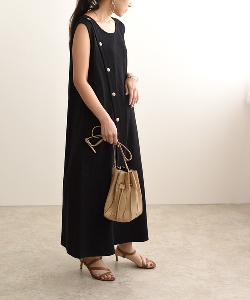 LHELBIE（レルビエ）の「アシメボタンスリットワンピース（ワンピース・レディース・ライトブルー/ブラック/テラコッタ・M）」の10枚目の写真