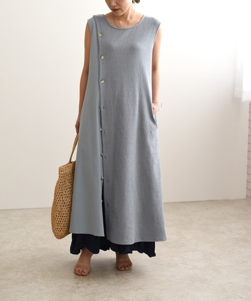 LHELBIE（レルビエ）の「アシメボタンスリットワンピース（ワンピース・レディース・ライトブルー/ブラック/テラコッタ・M）」の15枚目の写真