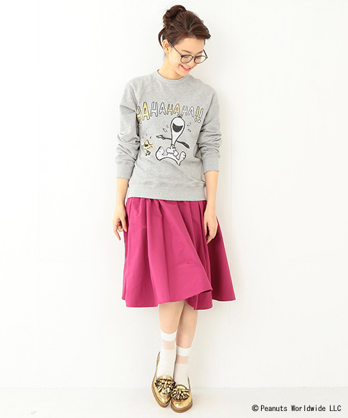 Ray BEAMS（レイビームス）の「JUNK FOOD×Ray BEAMS / 別注スヌーピー HAHA（スウェット・レディース・グレー・ONE SIZE）」の17枚目の写真