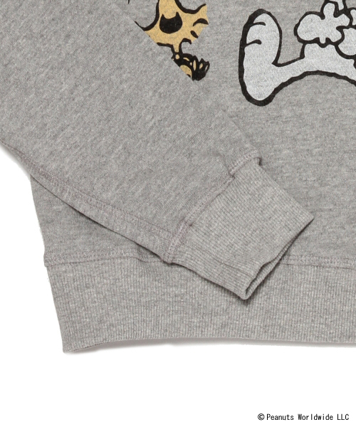 Ray BEAMS（レイビームス）の「JUNK FOOD×Ray BEAMS / 別注スヌーピー HAHA（スウェット・レディース・グレー・ONE SIZE）」の6枚目の写真