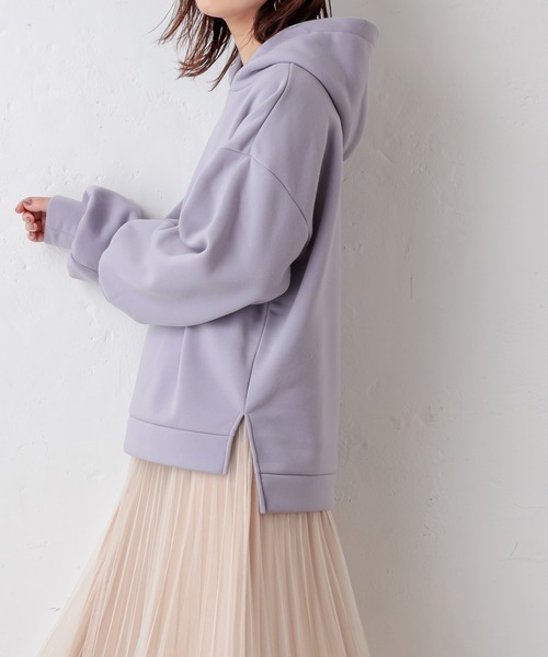 natural couture（ナチュラルクチュール）の「【WEB限定カラー有り】プチプラほっこりフーディー（パーカー・レディース・ベージュ/ブラウン/サックスブルー/アイボリー/モカ/スミクロ・FREE）」の6枚目の写真