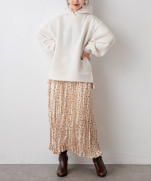 natural couture（ナチュラルクチュール）の「【WEB限定カラー有り】プチプラほっこりフーディー（パーカー・レディース・ベージュ/ブラウン/サックスブルー/アイボリー/モカ/スミクロ・FREE）」の9枚目の写真