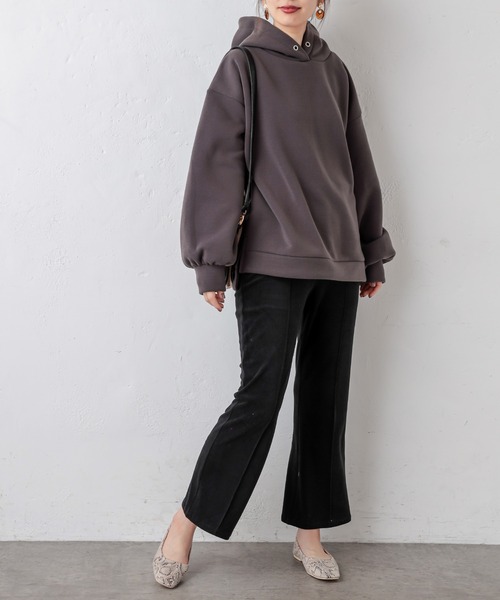 natural couture（ナチュラルクチュール）の「【WEB限定カラー有り】プチプラほっこりフーディー（パーカー・レディース・ベージュ/ブラウン/サックスブルー/アイボリー/モカ/スミクロ・FREE）」の14枚目の写真