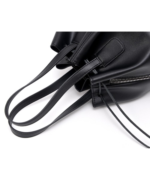 Rename（リネーム）の「Rename フェイクレザー 3WAY 巾着 トート ショルダーバッグ（ショルダーバッグ・レディース・ブラック/チャコールグレー/ブラウン/グレイッシュベージュ/カーキ/ベージュ系その他/ブラウン系その他・FREE）」の18枚目の写真