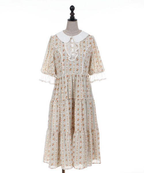 axes femme（アクシーズファム）の「プチローズ柄ワンピース