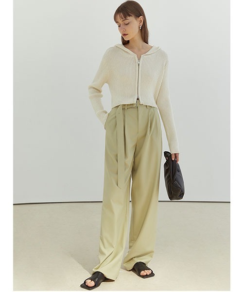 Fano Studios(ファノ ストゥディオズ)の「【Fano Studios】Buckle belt loose slacks FX21K007(スラックス・レディース・ライトベージュ・M/S/L)」の2枚目の写真