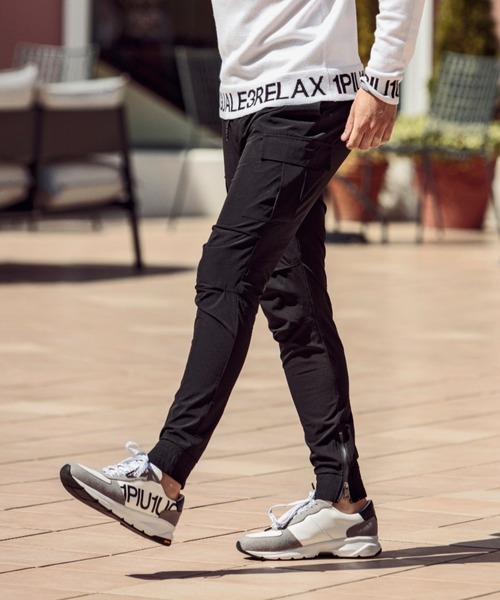 1piu1uguale3 RELAX(ウノピュウノウグァーレトレリラックス)の「【別注】1PIU1UGUALE3 RELAX/ウノピゥウノウグァーレトレ リラックス/4Way カーゴパンツ(カーゴパンツ・メンズ・ブラック・SMALL/MEDIUM/LARGE/X-LARGE)」の6枚目の写真