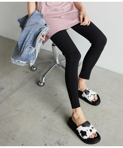 ANAP(アナップ)の「カウ柄・アニマル柄サンダル(サンダル・レディース・ブラック・S/M/L/LL)」の5枚目の写真