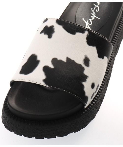 ANAP(アナップ)の「カウ柄・アニマル柄サンダル(サンダル・レディース・ブラック・S/M/L/LL)」の10枚目の写真