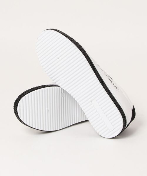 SVEC（シュベック）の「レトロ カラーリング ローカット ローテクスニーカー（スニーカー・メンズ・レッド/グリーン/ブラック・44/40/42/43/41）」の4枚目の写真